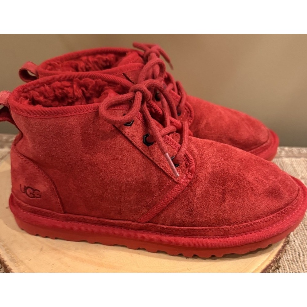 UGG AUSTRALIA‎ NEUMEL 3236  SAMBA RED CHUKKA ANKLE BOOTS MENS SIZE 7
